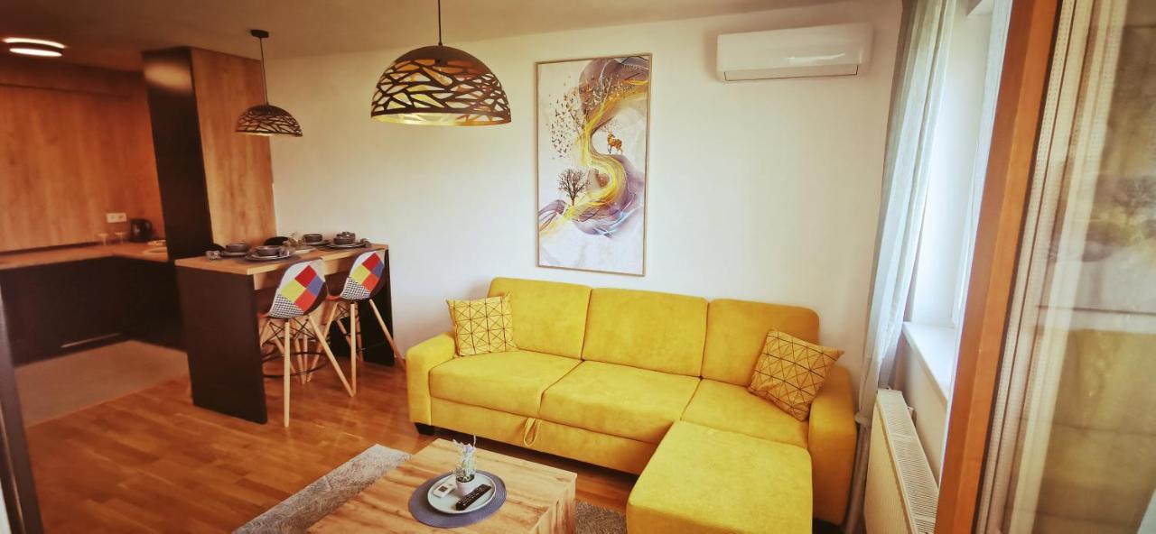 Apartman Varenica Apartment โดโบย ภายนอก รูปภาพ