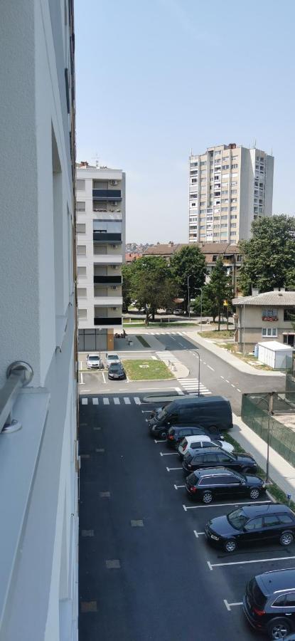 Apartman Varenica Apartment โดโบย ภายนอก รูปภาพ